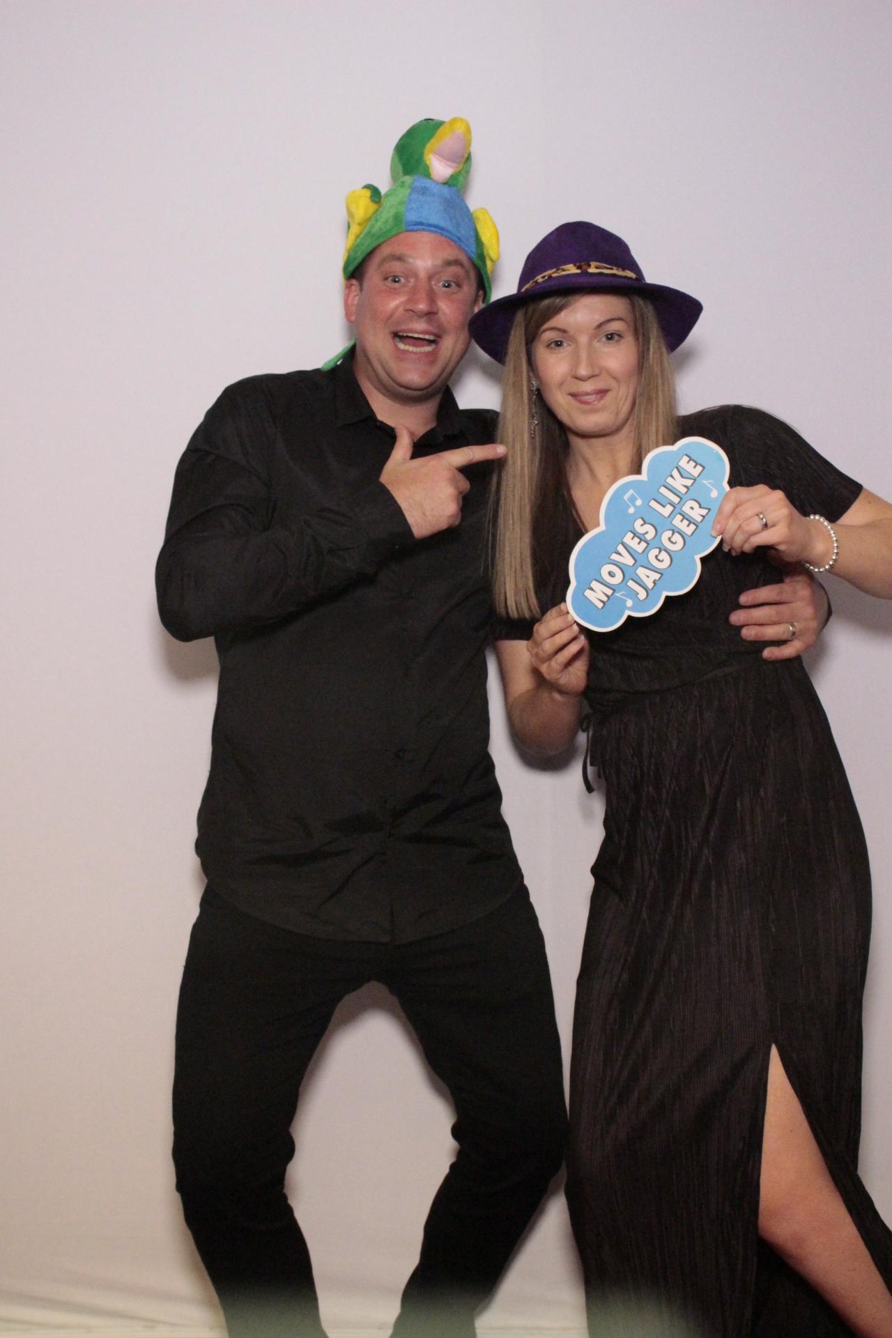 Danielle’s 40th birthday | View more photos from the event at gallery.myphotoboothexperience.co.uk/u/MyPhotoBoothExperienceLtd/Danielle’s-40th-birthday